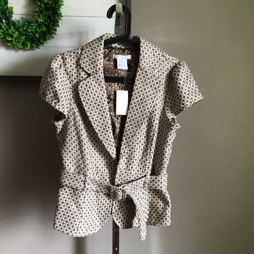 Charlotte Ruse large short sleeve blazer with belt